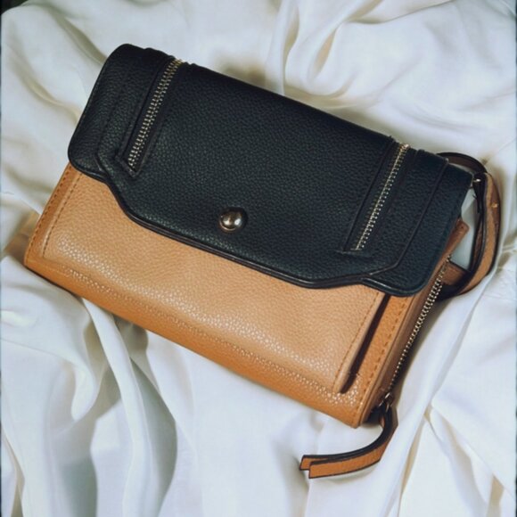 Jessica Simpson Two Tone Brown & Black Crossbody Bag Purse - Picture 3 of 7